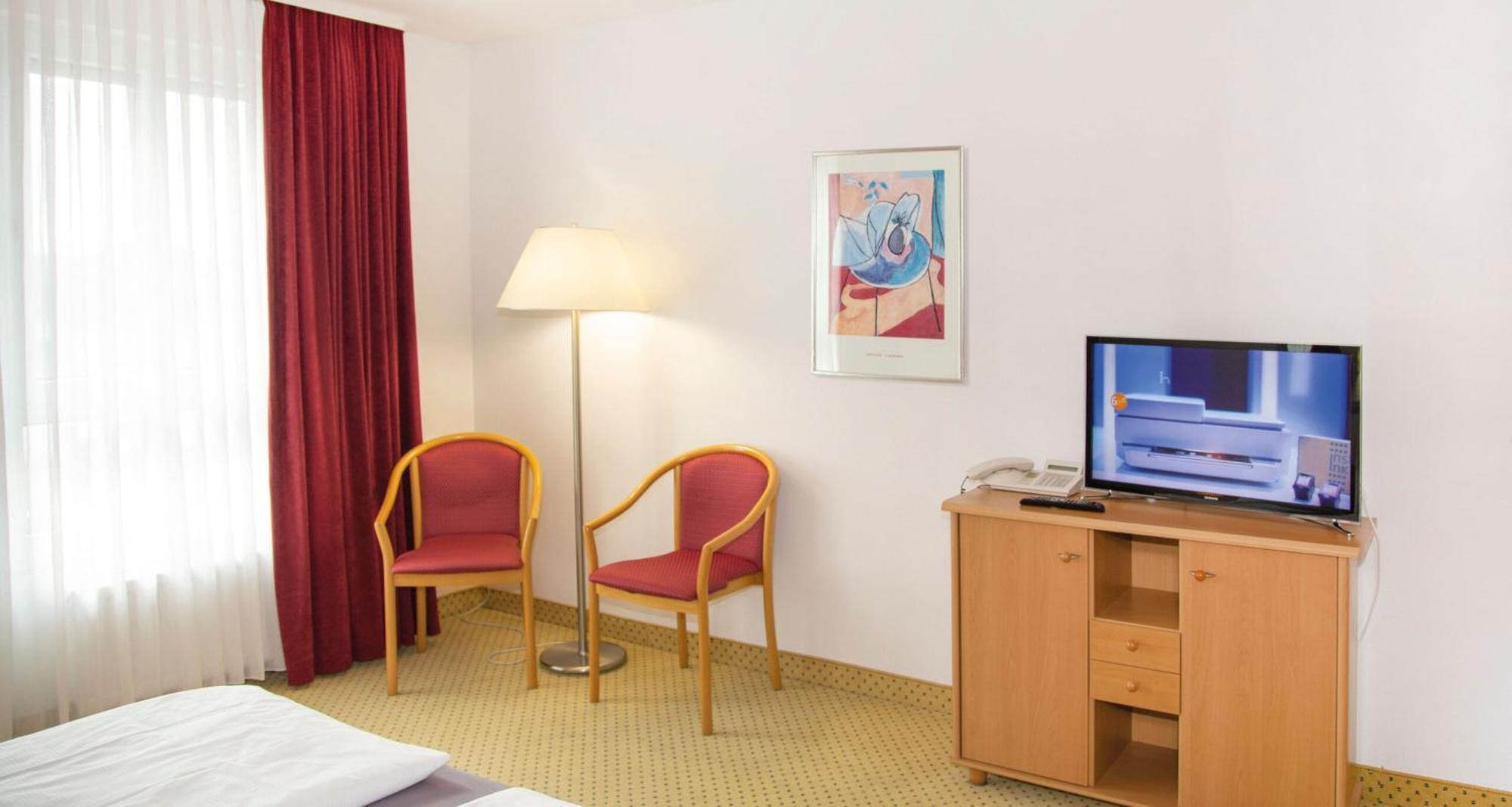 Fairway Hotel Санкт-Леон-Рот Экстерьер фото